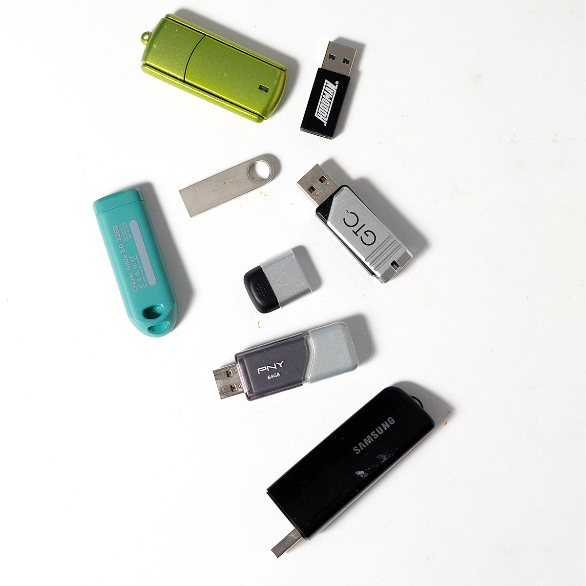 Small Bag of Vintage Technology USB drives | Prop Haulin